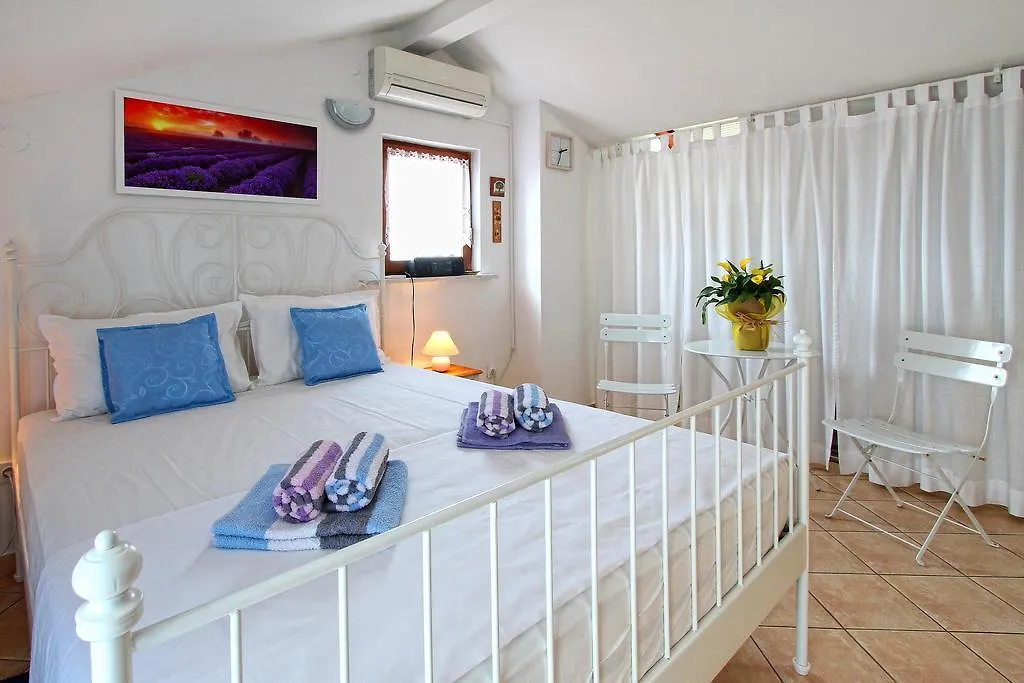 Holiday Home Marko Funtana